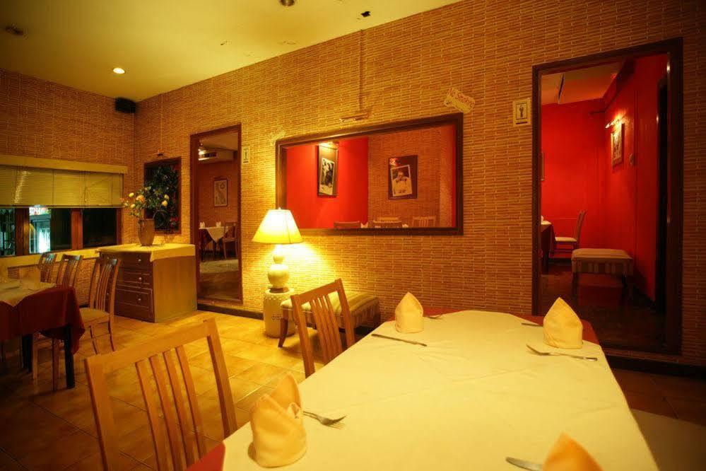 Valentino Restaurant & Guesthouse Pattaya Εξωτερικό φωτογραφία